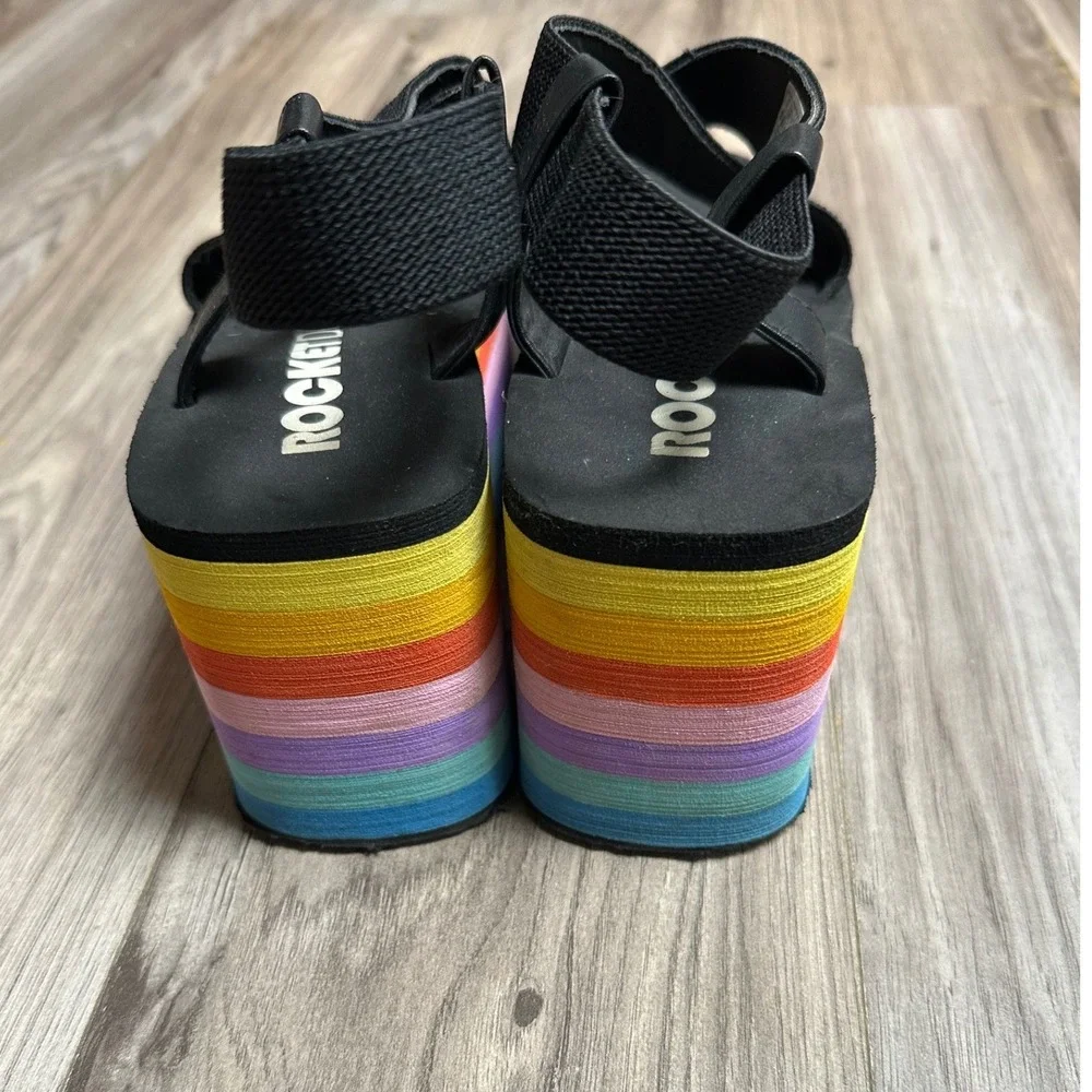 Rocket Dog Rainbow Platform Wedge Sandals Black Elastic Straps Womens Size 8